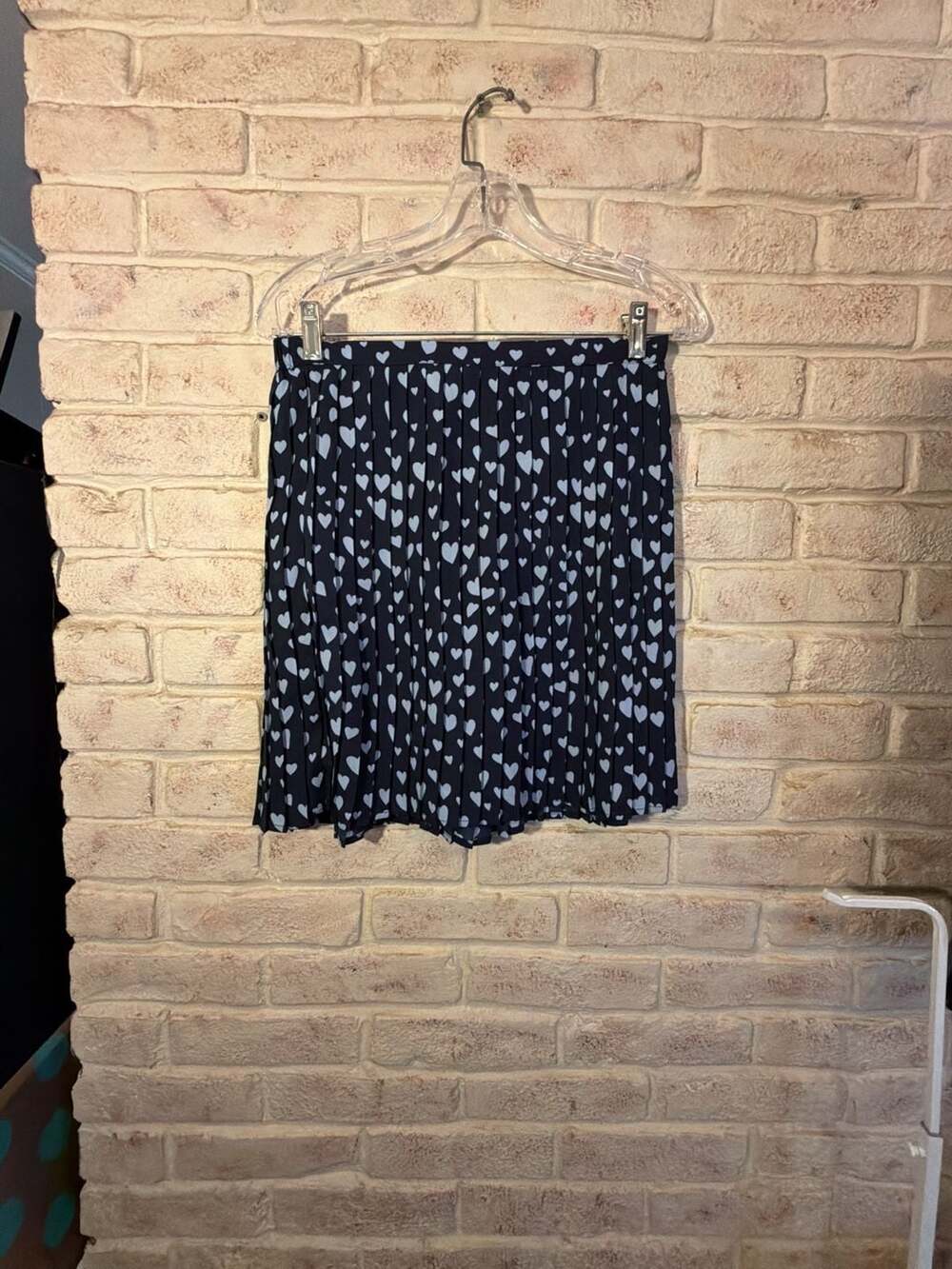 Pop sugar Navy Heart Pattern Pleated Mini Skirt